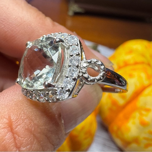 Simulated Prasiolite Ring in Sterling Silver (Size 10.0) 6.00 ctw - Picture 7 of 11